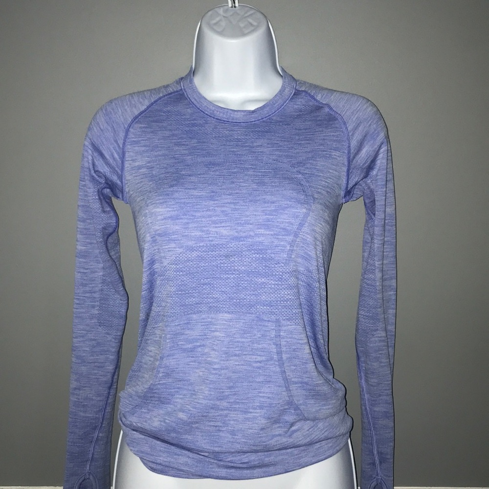 lululemon top!